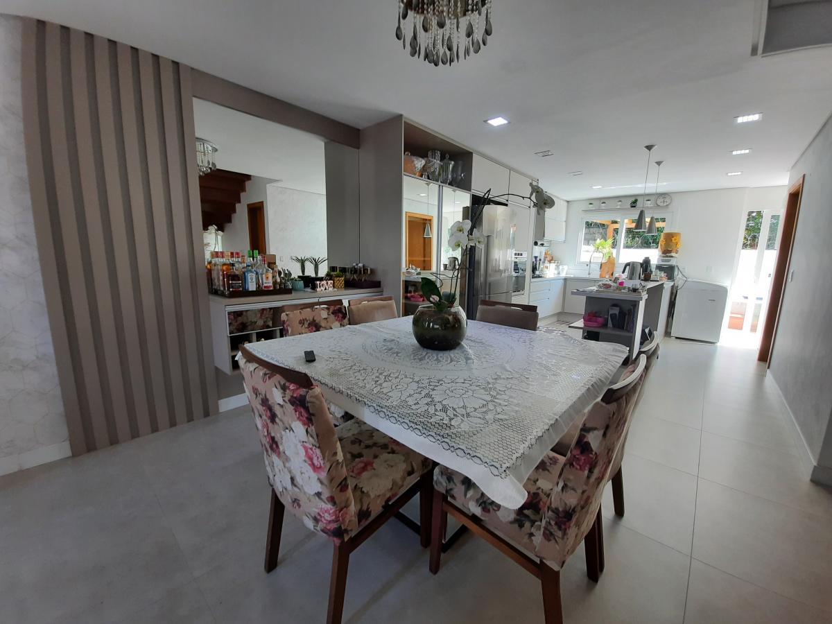 Sobrado, 3 quartos, 210 m² - Foto 6