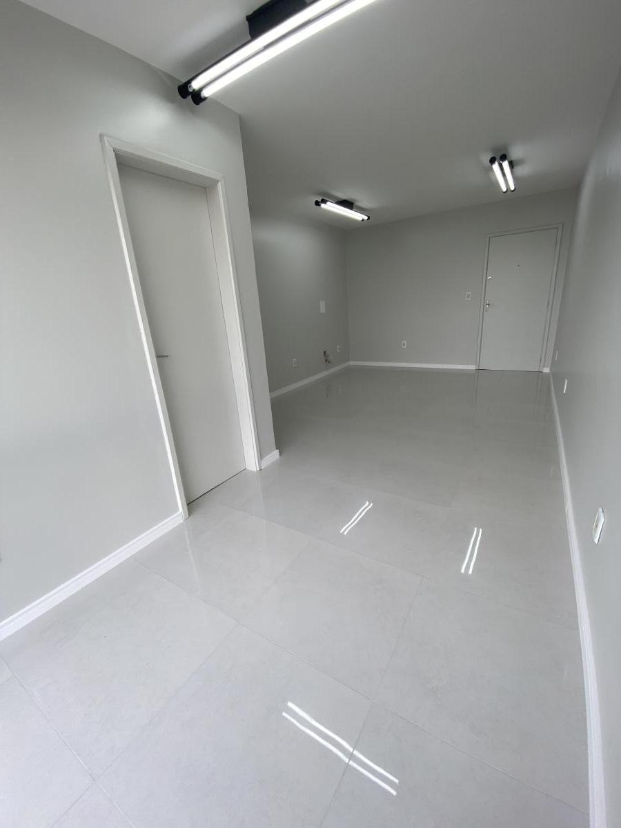 Conjunto Comercial-Sala para alugar, 30m² - Foto 2