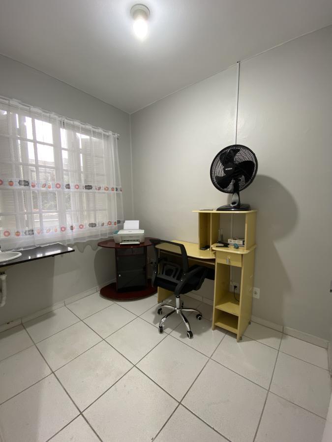 Casa para alugar com 5 quartos, 123m² - Foto 9