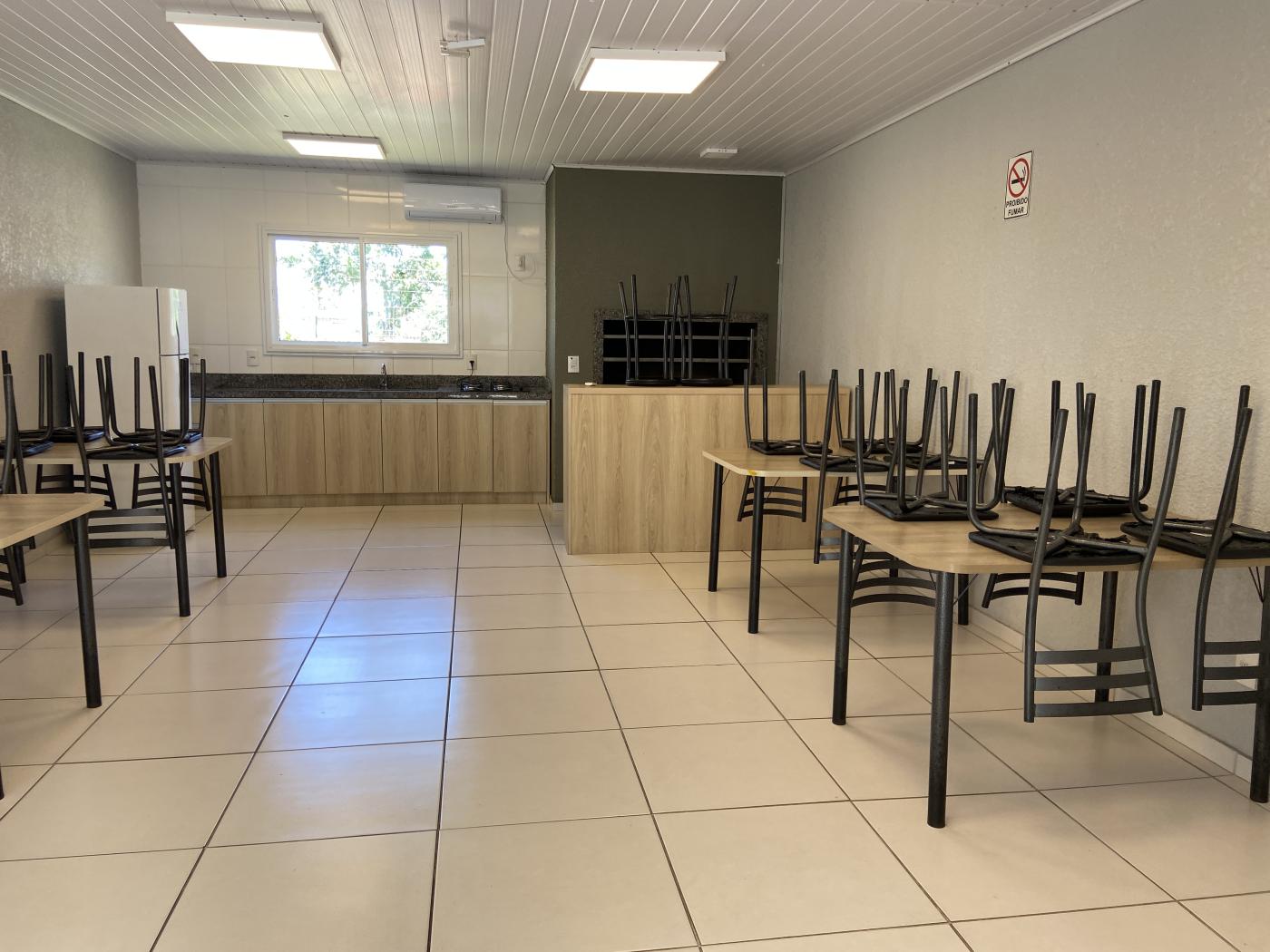 Apartamento à venda com 2 quartos, 50m² - Foto 17