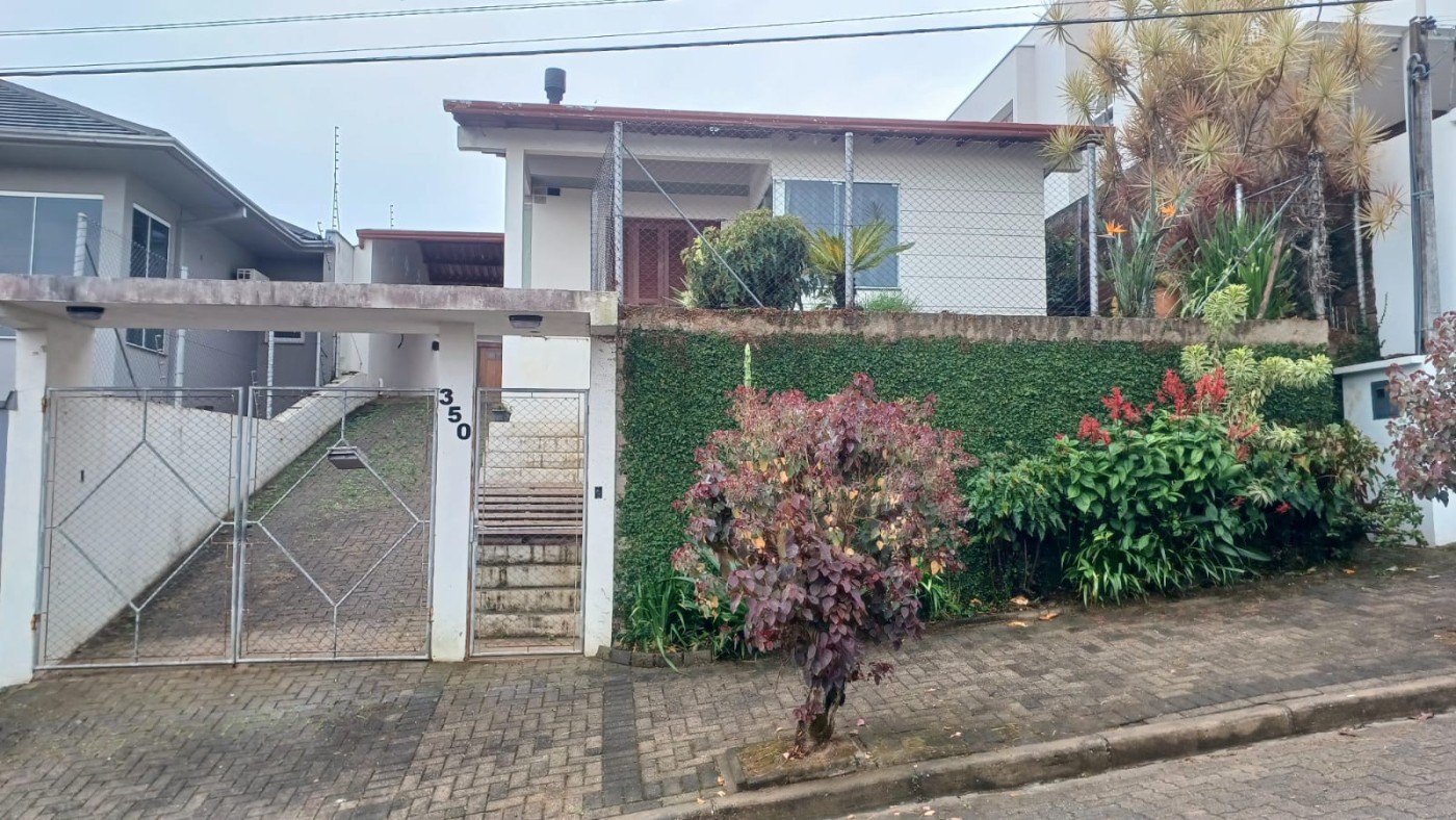 Casa à venda com 2 quartos, 160m² - Foto 4