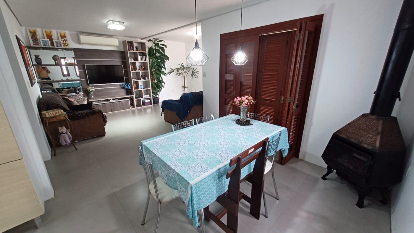 Casa à venda com 2 quartos, 160m² - Foto 7