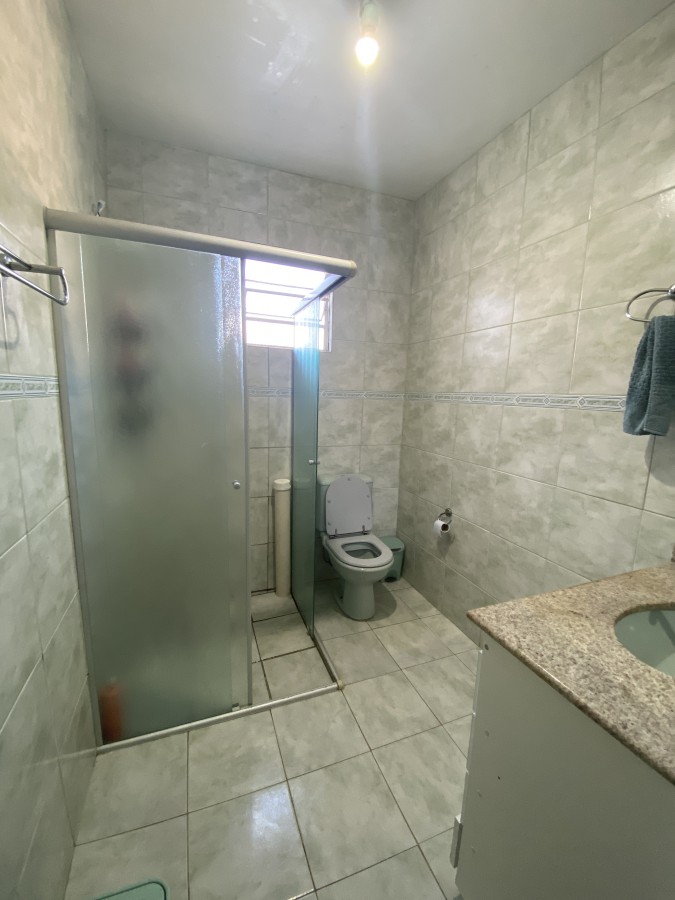 Casa à venda com 3 quartos, 200m² - Foto 3