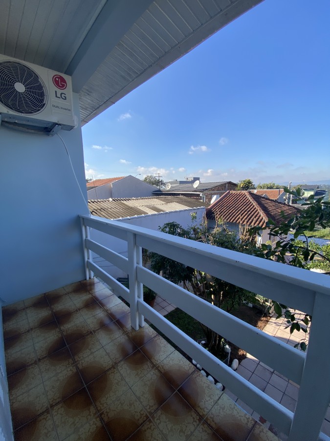 Casa à venda com 3 quartos, 200m² - Foto 8