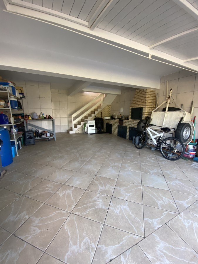 Casa à venda com 3 quartos, 200m² - Foto 16